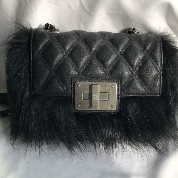 Simply Vera Faux Fur Handbag - Picture 2 of 12